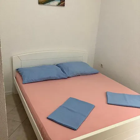 Apartament Apartments Vir Vir