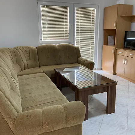 Apartament Apartments Vir Vir