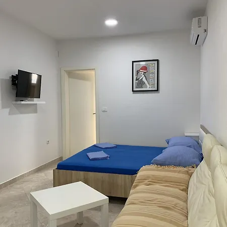 Apartament Apartments Vir Vir