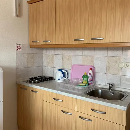 Apartments Vir