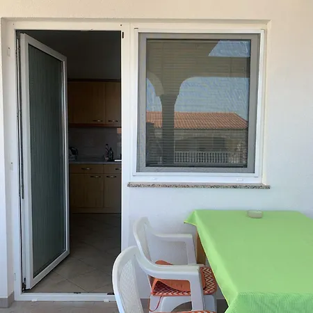 Apartments Vir * Vir