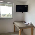 Apartments Vir