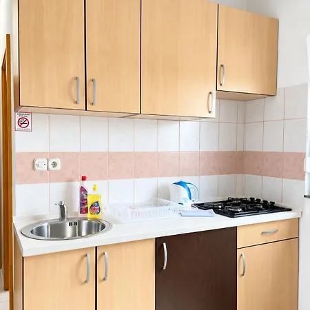 Apartments Vir Apartment *