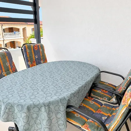 Apartments Vir Apartment Vir